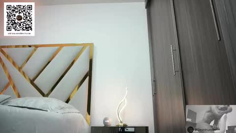 Devin Hunter online show from October 2025 11:43:01 PM