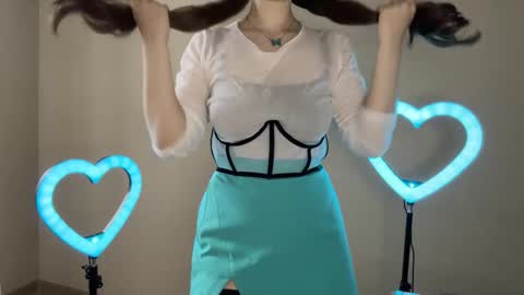 Angel online show from October 2025 12:36:02 PM