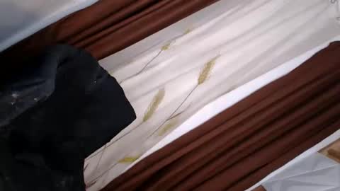 Snapshot of devoncummer chatting on January 2025 06:05:02 PM rhiane online show from January 2025 06:05:02 PM