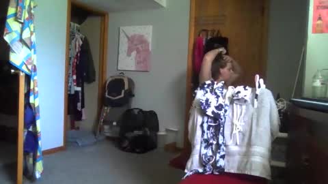 devykitten online show from May 2026 05:55:02 PM