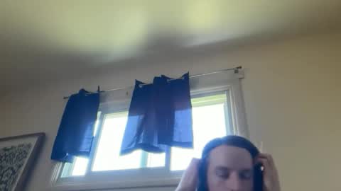 Snapshot of deweydreams chatting on May 2026 01:52:01 PM deweydreams online show from May 2026 01:52:01 PM