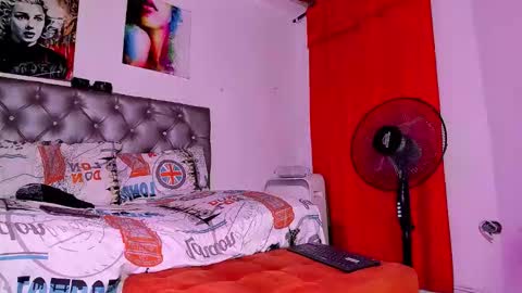 Snapshot of dex_ak586 chatting on November 2025 01:49:01 AM dex_ak586 online show from November 2025 01:49:01 AM