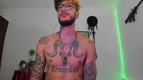 Snapshot of dex_ak586 chatting on February 2026 12:40:01 AM dex_ak586 online show from February 2026 12:40:01 AM