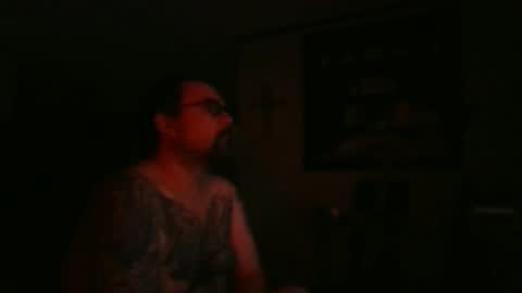 Snapshot of dexterbanana chatting on February 2026 05:02:01 AM Mike Sounde online show from February 2026 05:02:01 AM