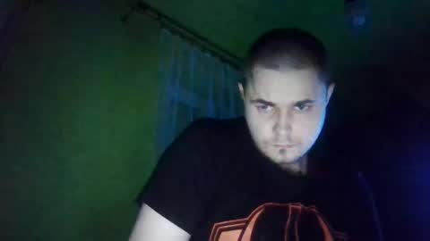 Snapshot of dexterek92 chatting on February 2026 07:10:01 PM Mateusz online show from February 2026 07:10:01 PM