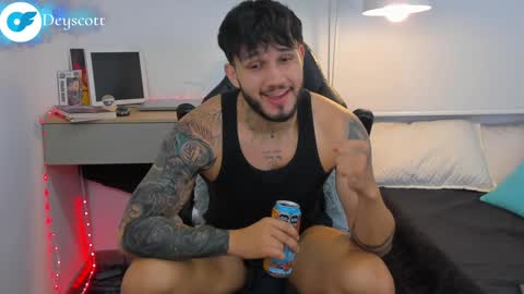 JULIAN online show from January 2025 01:06:01 AM