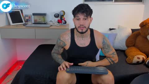 JULIAN online show from January 2025 03:17:01 AM