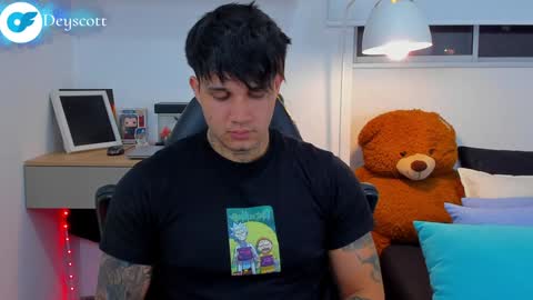 JULIAN online show from February 2025 12:29:01 AM