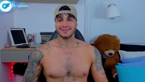 JULIAN online show from February 2025 04:24:02 AM