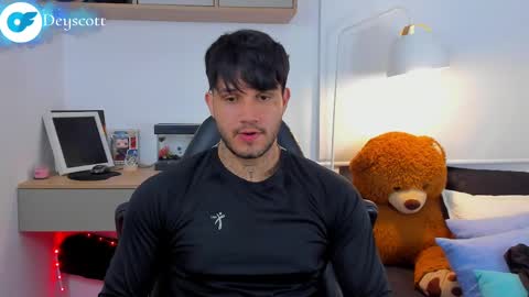 JULIAN online show from March 2025 01:43:01 AM