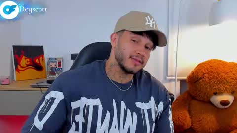 JULIAN online show from March 2025 02:34:01 AM