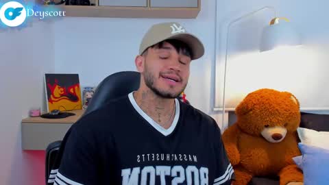 JULIAN online show from March 2025 02:17:02 AM