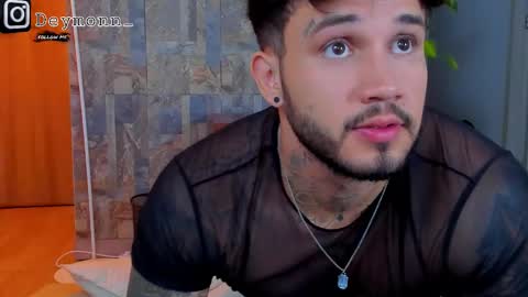 JULIAN online show from October 2025 11:06:02 PM