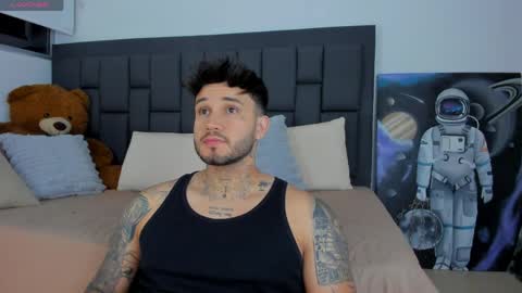 JULIAN online show from May 2026 02:28:02 AM