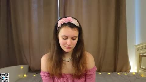 Kira online show from February 2026 05:18:02 AM