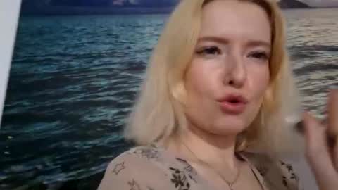 Snapshot of dgesika254182 chatting on January 2025 05:34:01 PM dgesika254182 online show from January 2025 05:34:01 PM