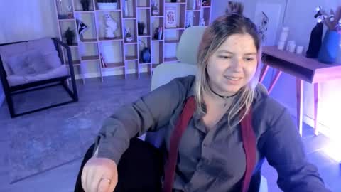 Snapshot of diaangell chatting on September 2025 12:03:02 AM Dia online show from September 2025 12:03:02 AM