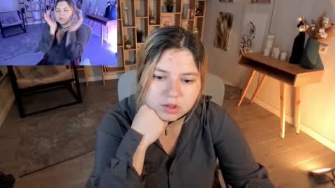 Snapshot of diaangell chatting on September 2025 08:02:01 PM Dia online show from September 2025 08:02:01 PM