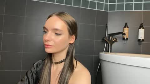 dialinkaaaa online show from March 2026 02:06:02 AM