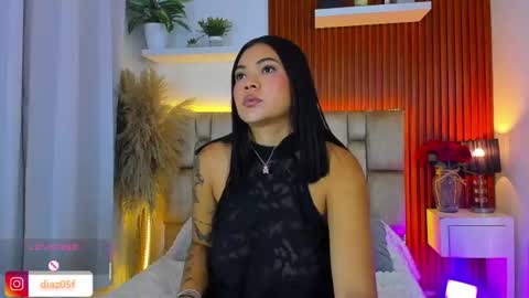 Snapshot of diamond_canela chatting on June 2026 03:18:02 AM diamond_canela online show from June 2026 03:18:02 AM