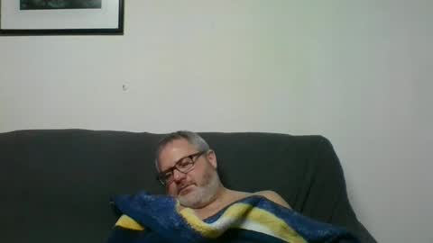 Snapshot of diamond_couple_82 chatting on February 2025 07:07:02 AM diamond_couple_82 online show from February 2025 07:07:02 AM