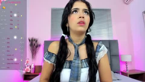 Snapshot of diamond_sweet0 chatting on April 2026 02:14:01 AM Diamond online show from April 2026 02:14:01 AM