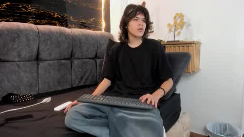 diamond_twink online show from March 2026 01:49:01 PM