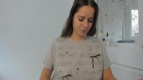 diamondkay_ online show from November 2025 11:40:02 AM