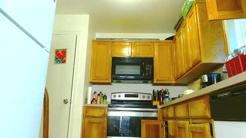 DiamondMonroeXo online show from April 2026 04:52:02 PM