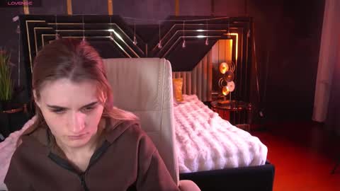 DiamondNina online show from March 2026 02:04:02 AM