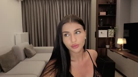 Iris online show from April 2026 07:58:01 PM