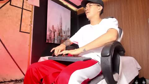 diamondss_1 online show from May 2026 08:48:02 PM