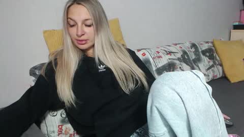 Snapshot of diana_lambert chatting on November 2025 08:58:01 AM diana_lambert online show from November 2025 08:58:01 AM