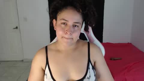 Snapshot of diana_muscle chatting on June 2026 12:53:02 AM diana online show from June 2026 12:53:02 AM