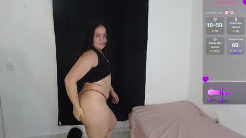 Snapshot of diana_muscle chatting on July 2026 12:35:02 AM diana online show from July 2026 12:35:02 AM