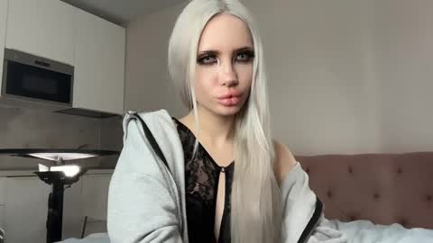 Snapshot of dianadesire_ chatting on April 2026 05:49:02 AM Diana online show from April 2026 05:49:02 AM