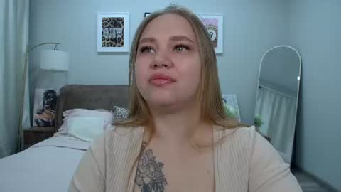 Diana online show from June 2026 06:17:01 PM