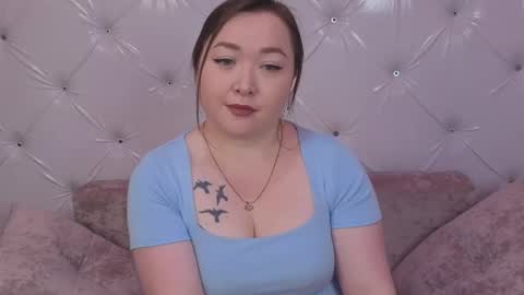 Diana online show from December 2025 03:14:02 AM