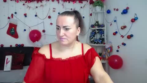 Diana online show from December 2025 06:36:02 PM