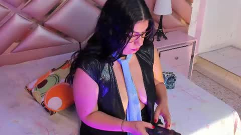 Snapshot of dianasheren chatting on July 2026 08:55:01 PM dianasheren online show from July 2026 08:55:01 PM