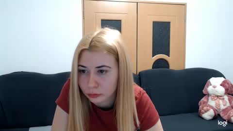 dianasmiey7 online show from February 2025 06:59:01 PM