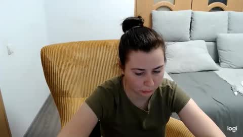 dianasmiey7 online show from April 2026 07:58:02 PM