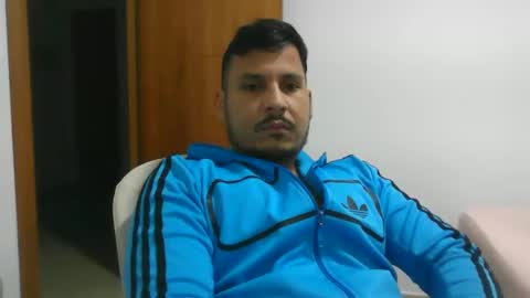 diangohetero21cm online show from December 2024 08:05:01 PM