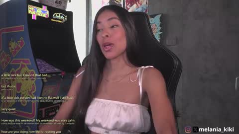 Melania   -    online show from December 2025 08:35:01 PM