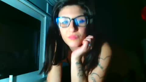 Snapshot of diavoletta98 chatting on March 2026 09:32:02 PM Diavoletta98 online show from March 2026 09:32:02 PM