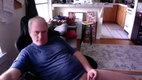 Snapshot of dickflasher5 chatting on April 2026 05:40:02 PM Richard Fleischer online show from April 2026 05:40:02 PM