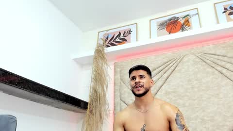 Snapshot of dickgriffith chatting on February 2025 10:17:02 PM Dick Griffith online show from February 2025 10:17:02 PM