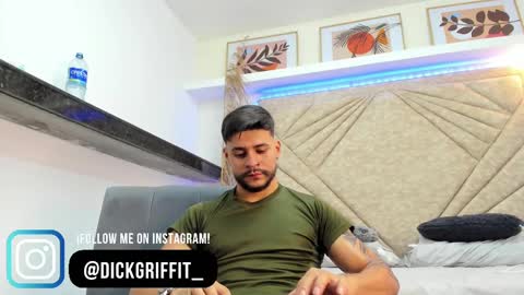 Snapshot of dickgriffith chatting on February 2025 03:35:01 PM Dick Griffith online show from February 2025 03:35:01 PM