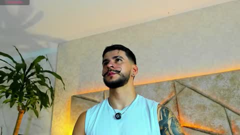 Snapshot of dickgriffith chatting on September 2025 12:37:01 PM Dick Griffith online show from September 2025 12:37:01 PM