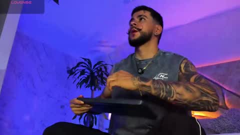 Snapshot of dickgriffith chatting on October 2025 12:47:01 PM Dick Griffith online show from October 2025 12:47:01 PM